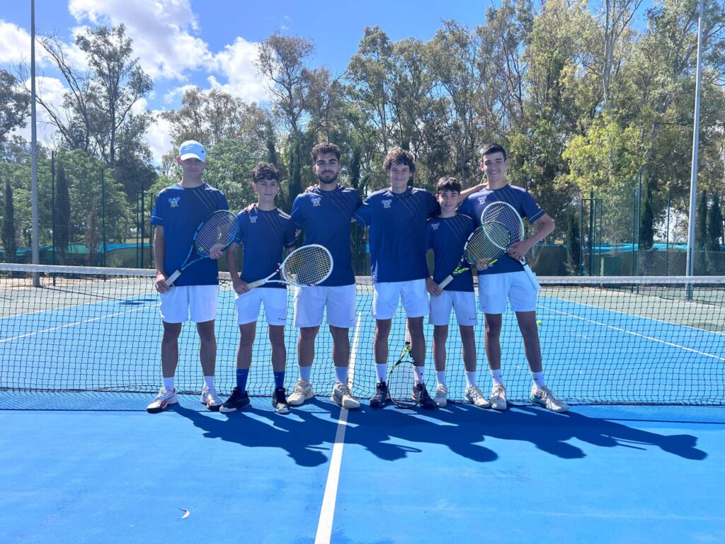 Equipación 2 Imagen de Equipación 2