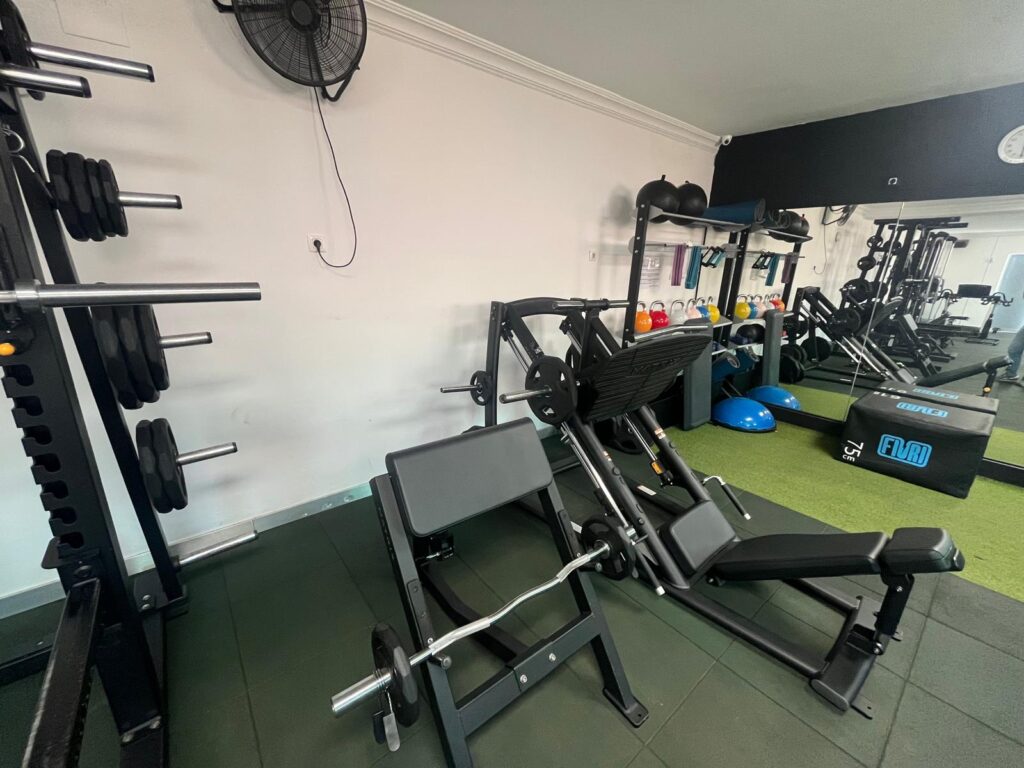 Gimnasio (6) Imagen de Gimnasio (6)